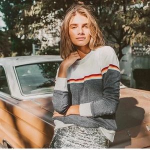 RARE Camp Collection Senior Ski Trip Sweatshirt Size Small